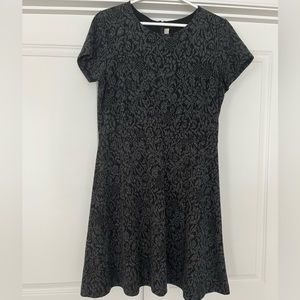 LOFT short-sleeved dress. Size 12